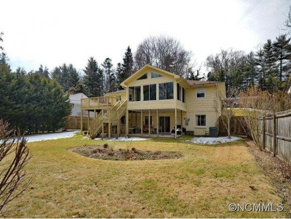 17 Wisteria Drive - Photo 2