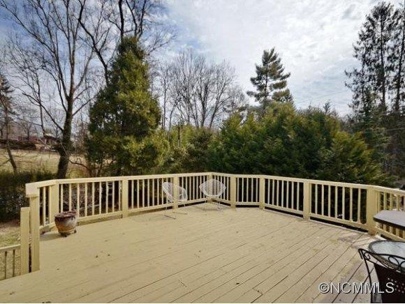 17 Wisteria Drive - Photo 12