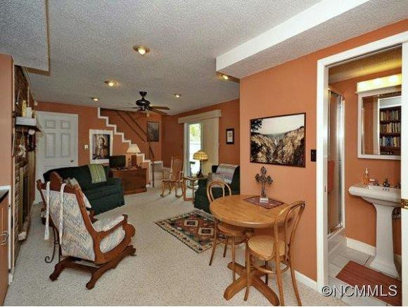 17 Wisteria Drive - Photo 15