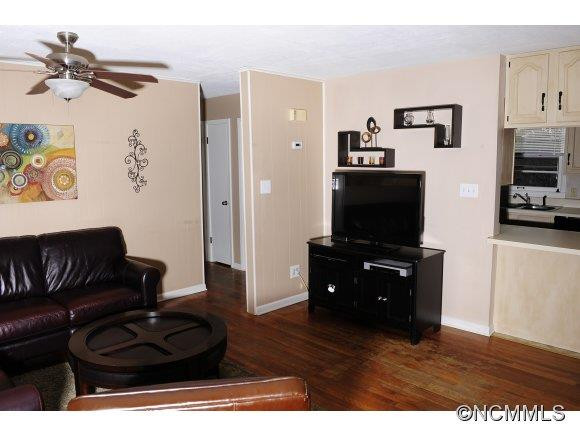 9 Main Street - Photo 5