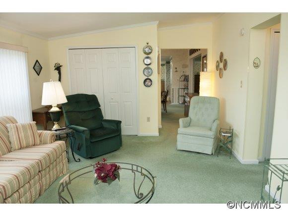 39 Stephanie Lane - Photo 10