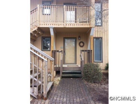 21 Pebble Creek Dr.