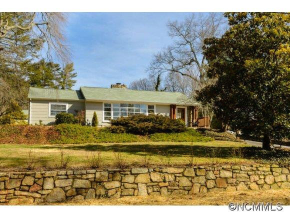 12 Red Oak Rd
