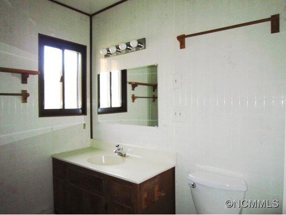 320 Starnes Cove Road - Photo 10