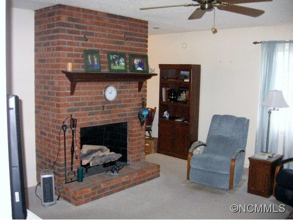 60 Lofty Pine Lane - Photo 3