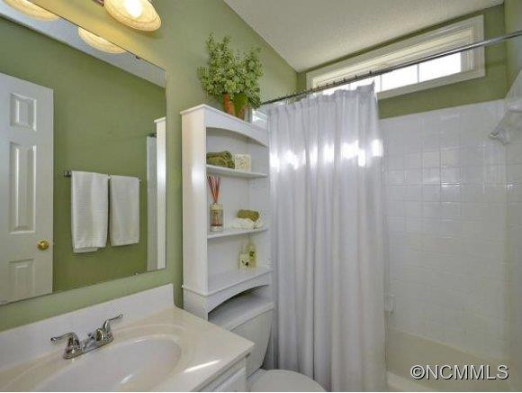 363 GLENSPRINGS DR - Photo 14