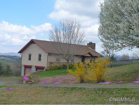 419 HEATHER DOWNS DRIVE
