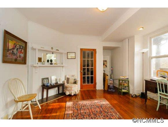 16 West St - Photo 4