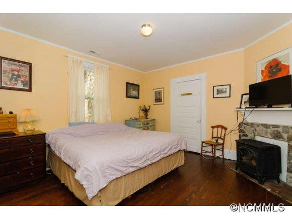 16 West St - Photo 9