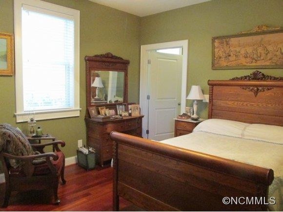1595 Lillians Point Court - Photo 14