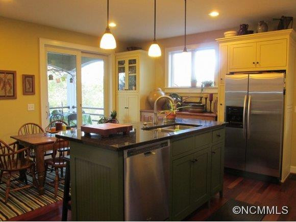 1595 Lillians Point Court - Photo 5
