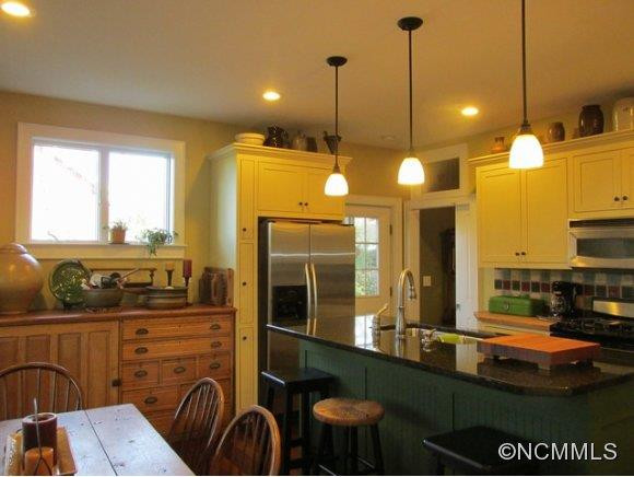 1595 Lillians Point Court - Photo 7
