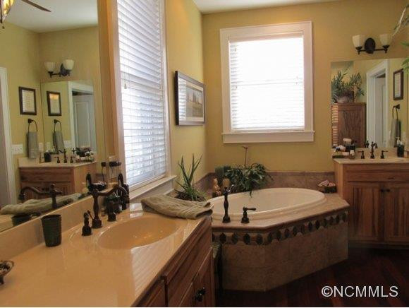 1595 Lillians Point Court - Photo 9