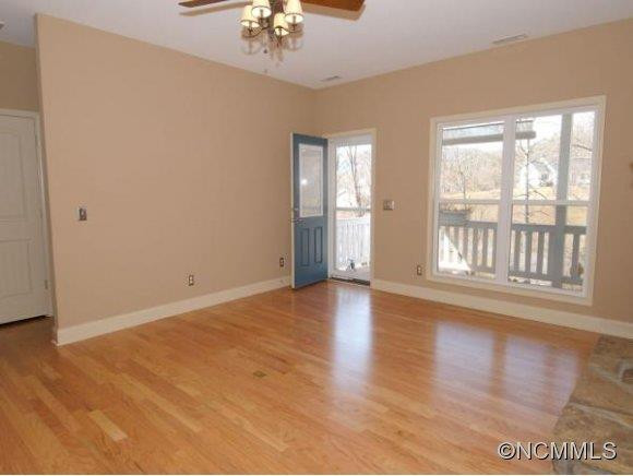 94 ROCKFIELD WAY - Photo 2