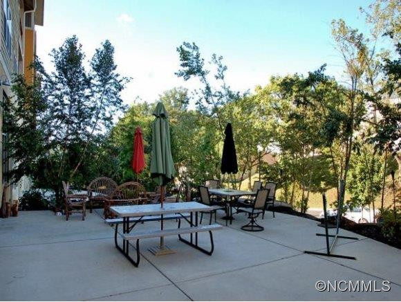 155  SOUTH LEXINGTON AVE, #411 - Photo 12