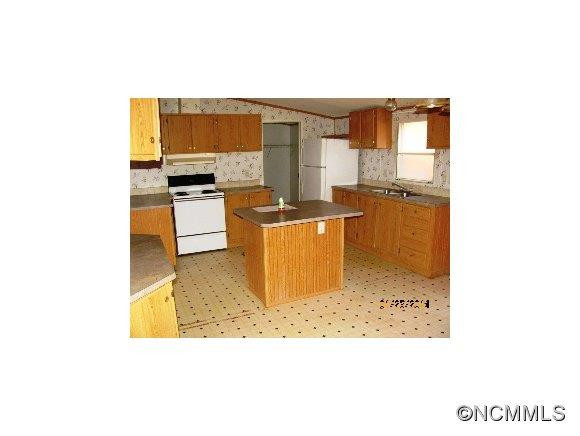 2545 Lytle Mountain Rd - Photo 2