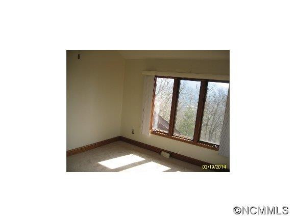  - Photo 5