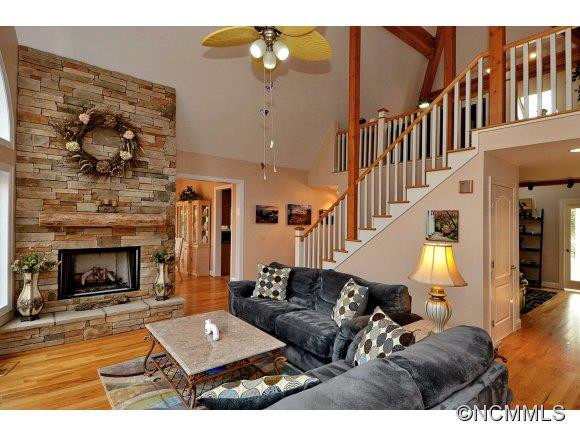 54 White Squirrel Lane - Photo 3