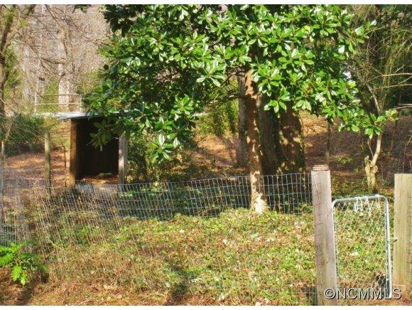 556 Hooker Road - Photo 14
