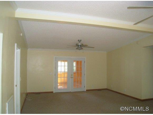 556 Hooker Road - Photo 3