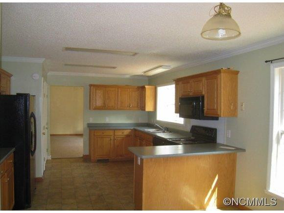 556 Hooker Road - Photo 7