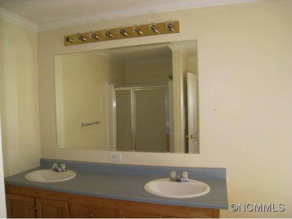 556 Hooker Road - Photo 9