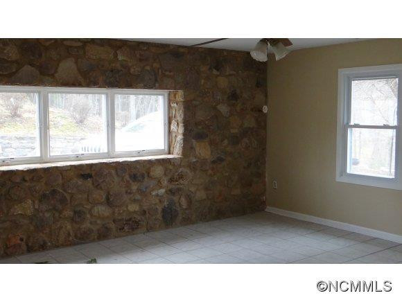 41 Whispering Woods Drive - Photo 11