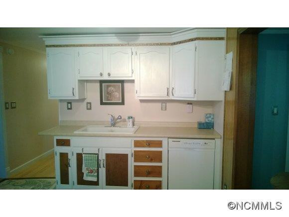 22 King Road - Photo 18