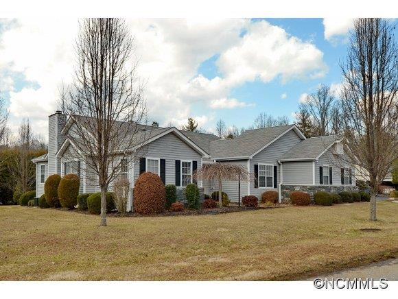 2 PINEHURST COURT