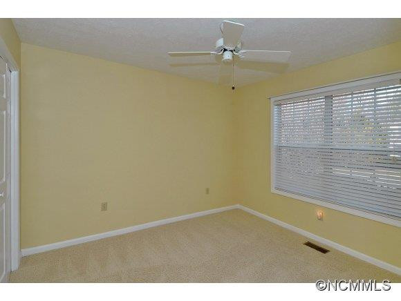 2 PINEHURST COURT - Photo 12