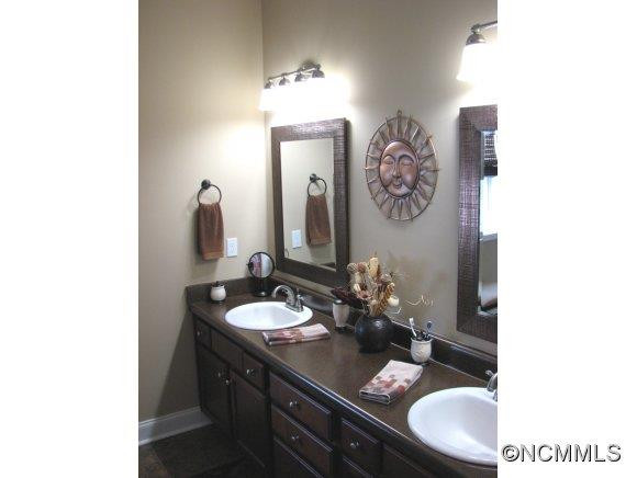 62 & 64 Sugar Creek Road - Photo 13
