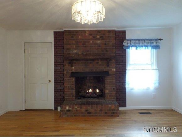 198 Springdale Drive - Photo 8