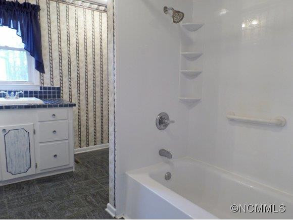 198 Springdale Drive - Photo 9