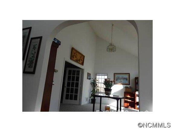 69 Sunwest Dr - Photo 8