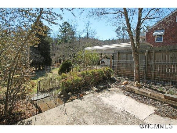 112 Wendover Road - Photo 18