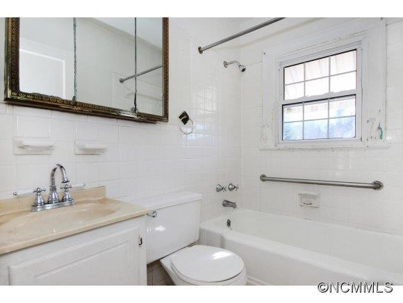 112 Wendover Road - Photo 10