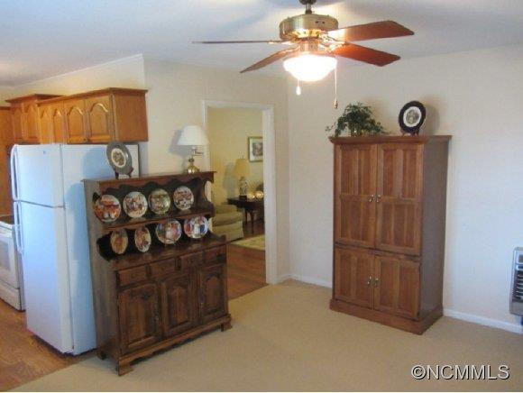 139 Macie Lane - Photo 5