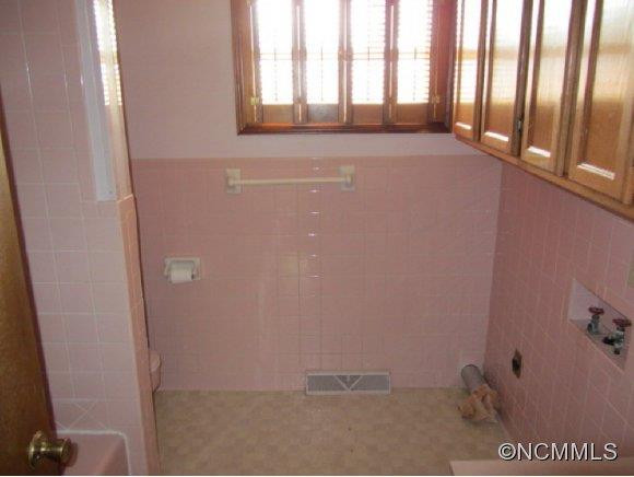 135 Hall Street - Photo 11