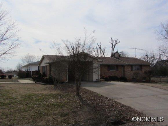 135 Hall Street - Photo 20