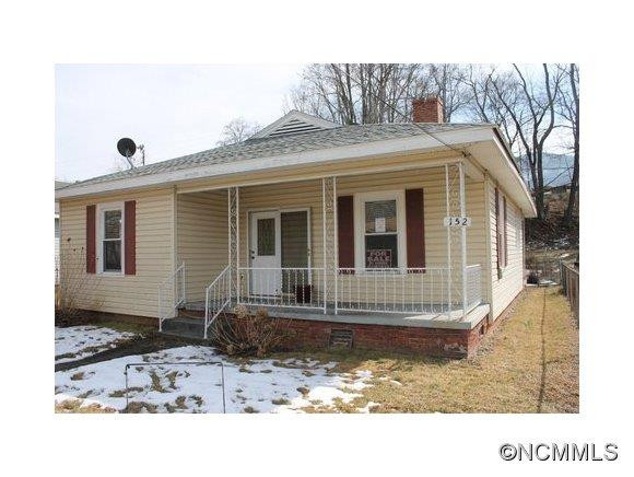 152 Edwards Ave