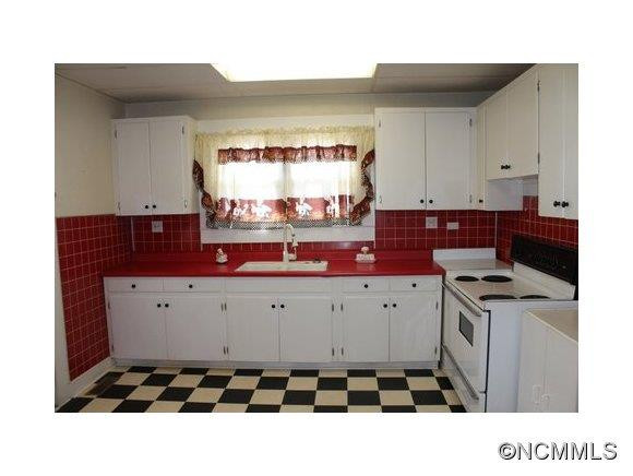 152 Edwards Ave - Photo 2