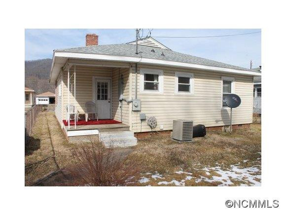152 Edwards Ave - Photo 10