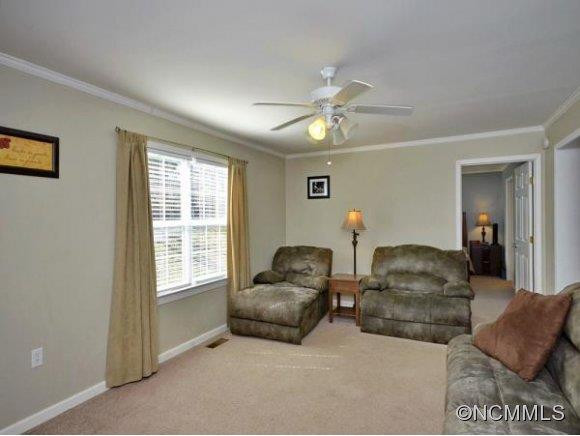 20 ELLEGE LANE - Photo 6