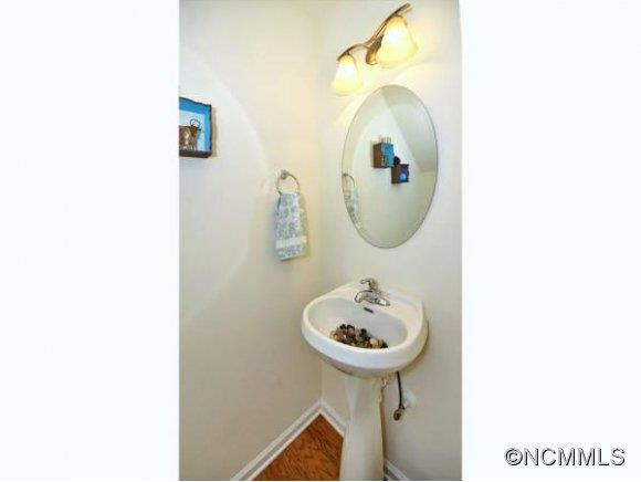 14 Daphne Drive - Photo 11
