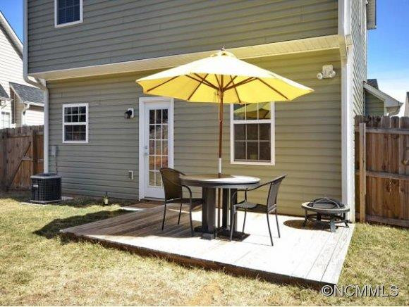 14 Daphne Drive - Photo 13