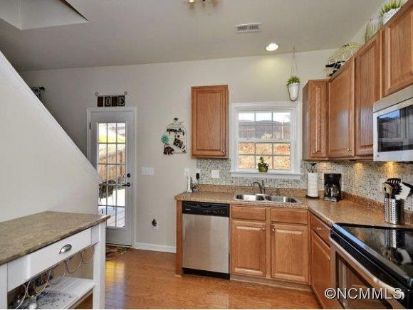 14 Daphne Drive - Photo 6