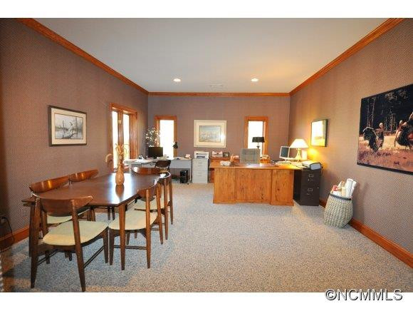 5 Brighton CT. - Photo 15