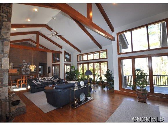 5 Brighton CT. - Photo 4