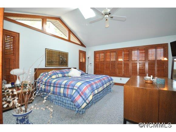 5 Brighton CT. - Photo 9