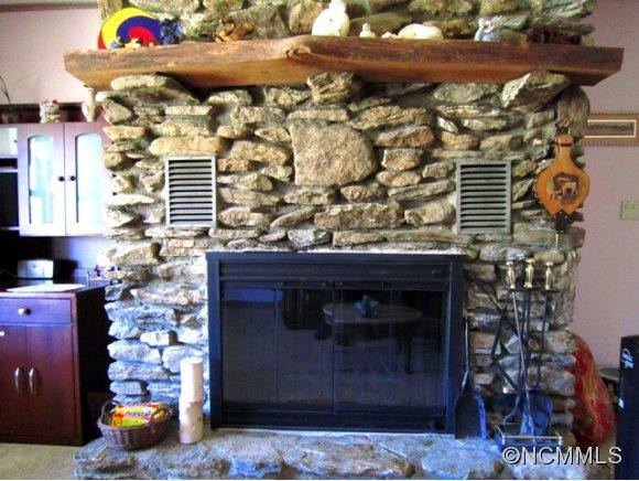 444 Martin Branch Road - Photo 3